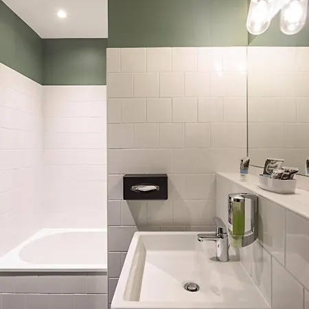 Mercure Centre Passage Pommeraye 4*