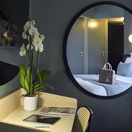 Mercure Centre Passage Pommeraye 4*