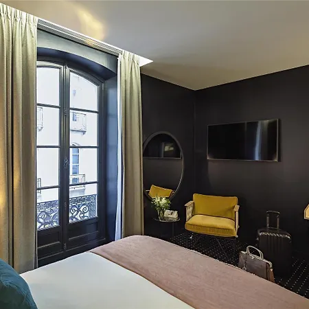 Mercure Centre Passage Pommeraye Hotel 4*