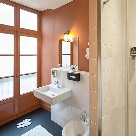 Mercure Centre Passage Pommeraye מלון נאנט