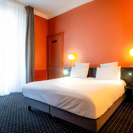 Mercure Centre Passage Pommeraye Нант