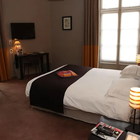 Mercure Centre Passage Pommeraye 4*