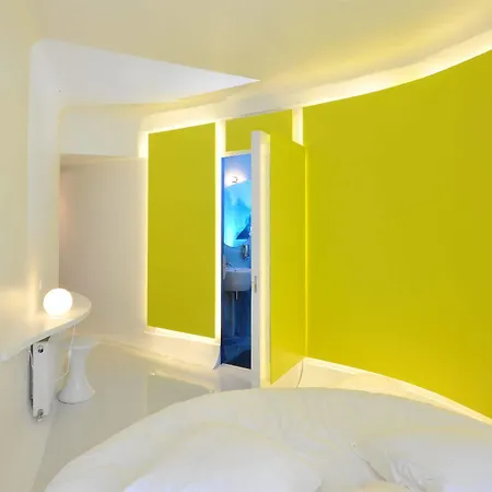 ホテル Mercure Centre Passage Pommeraye 4*