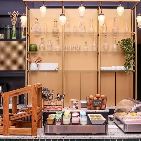 ホテル Mercure Centre Passage Pommeraye ナント