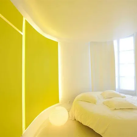 Mercure Centre Passage Pommeraye Hotel 4*