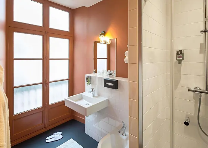 Mercure Centre Passage Pommeraye מלון נאנט