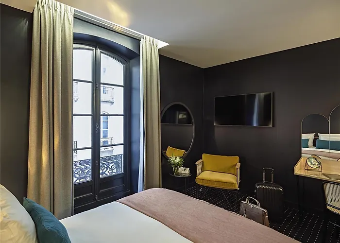 Mercure Centre Passage Pommeraye فندق 4*