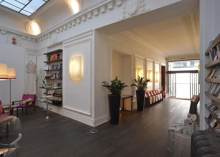 فندق Mercure Centre Passage Pommeraye 4*