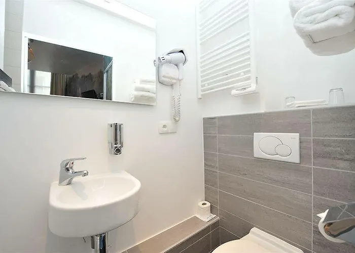 فندق Mercure Centre Passage Pommeraye 4*